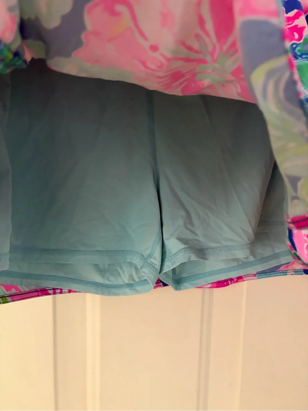 Lilly Pulitzer Luxletic Floral Skort Skirt Pink Blue Green Size Large - Picture 2 of 3
